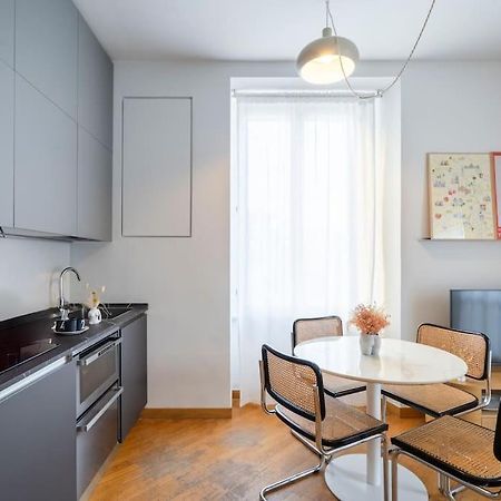 Ticinese Apartment Мілан Екстер'єр фото