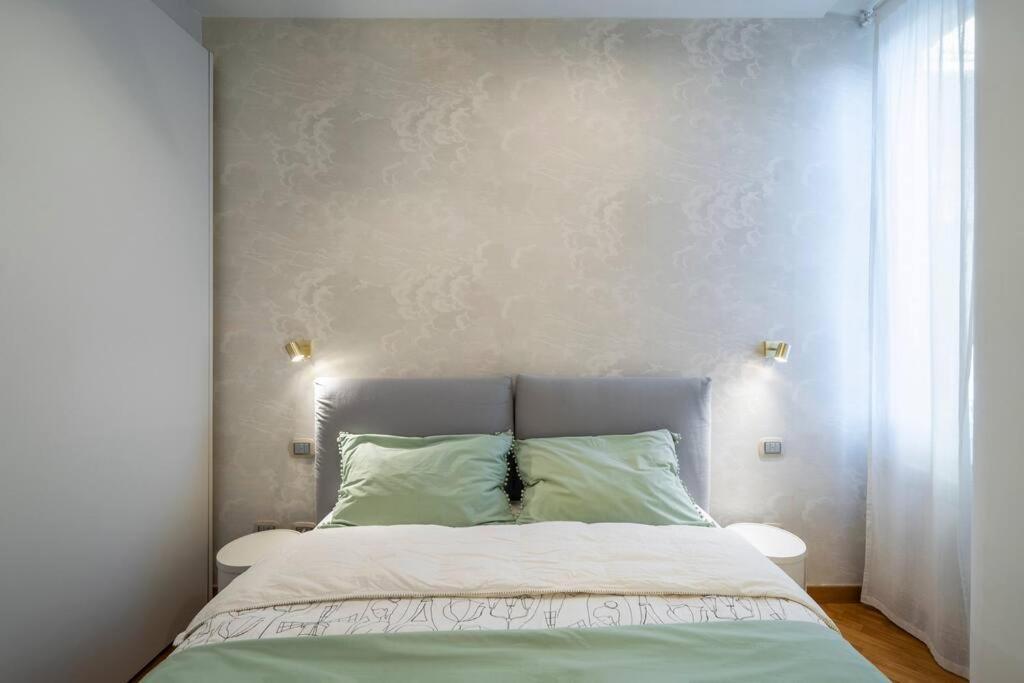 Ticinese Apartment Мілан Екстер'єр фото